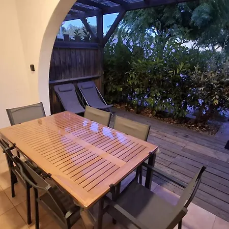 アパート Kalliste