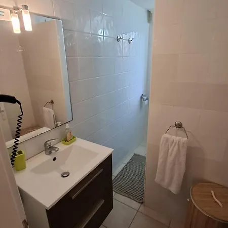 アパート Kalliste